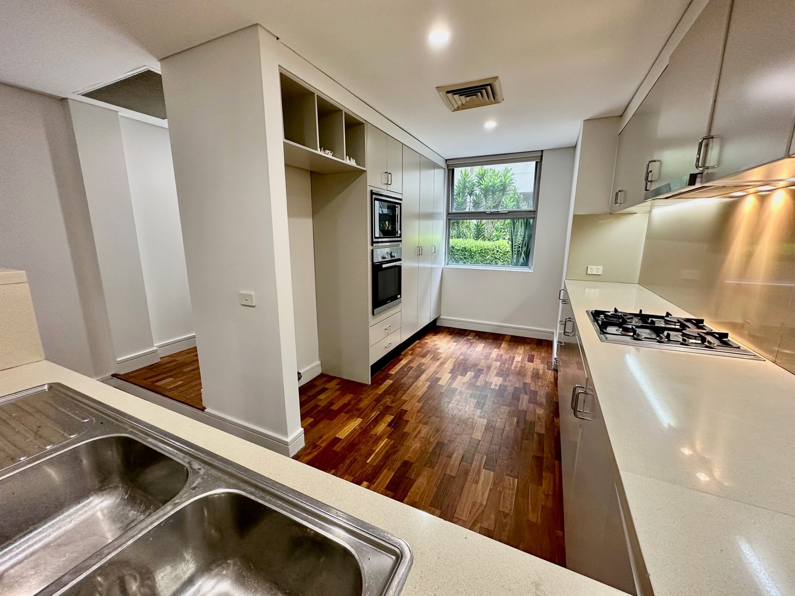 101/43-53 Carlisle Street ROSE BAY 2