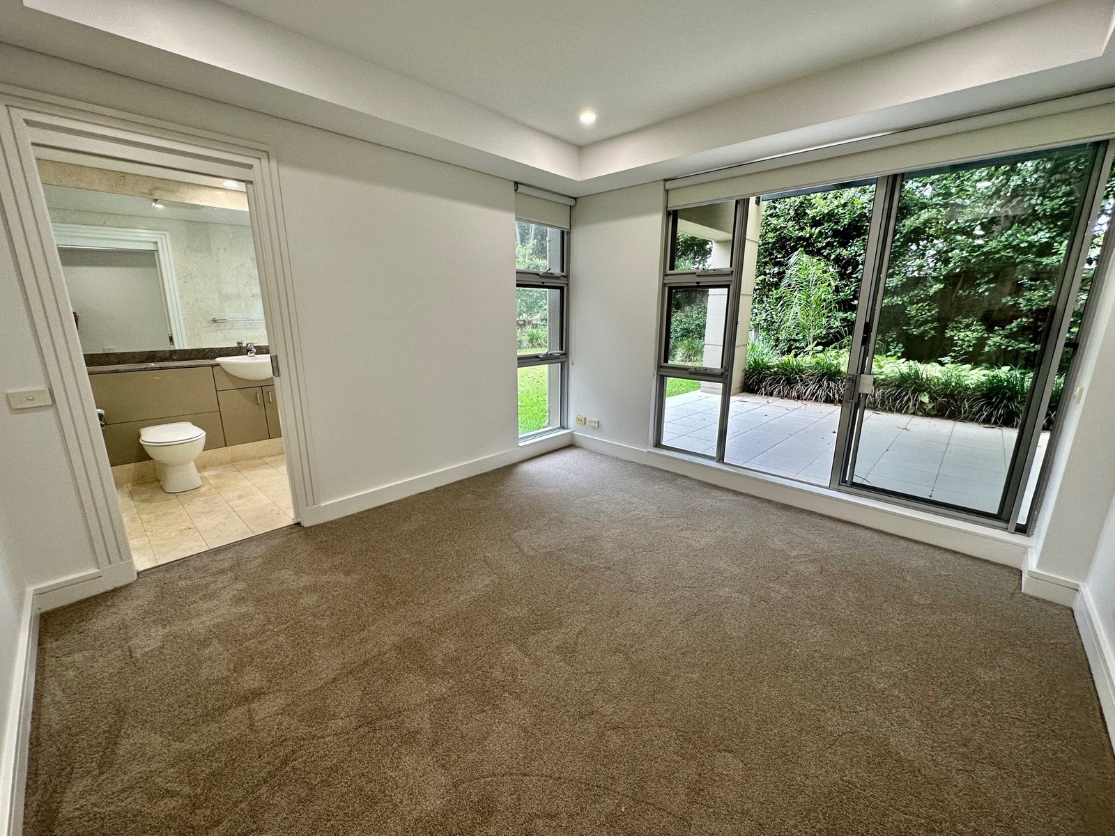 101/43-53 Carlisle Street ROSE BAY 3