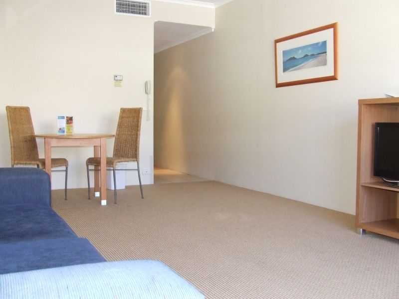 101/43 Shoal Bay Road SHOAL BAY 3