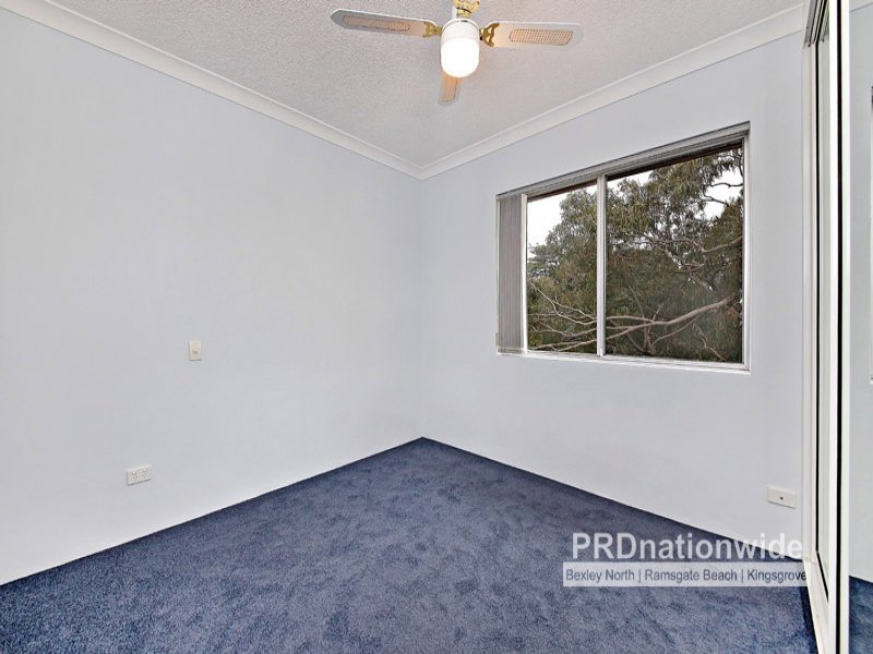 10/146 Chuter Avenue SANS SOUCI 4