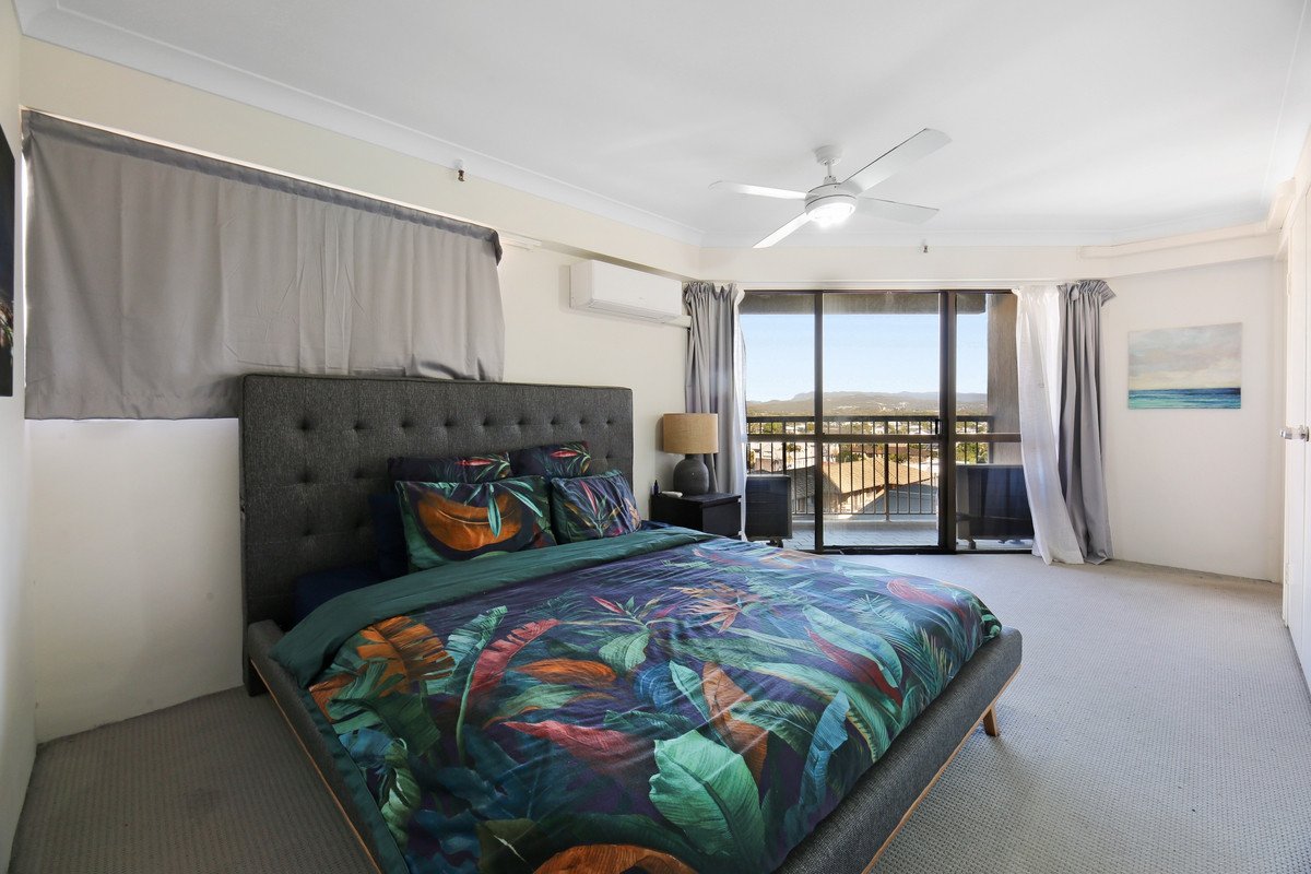 10/146 The Esplanade Burleigh Heads 15