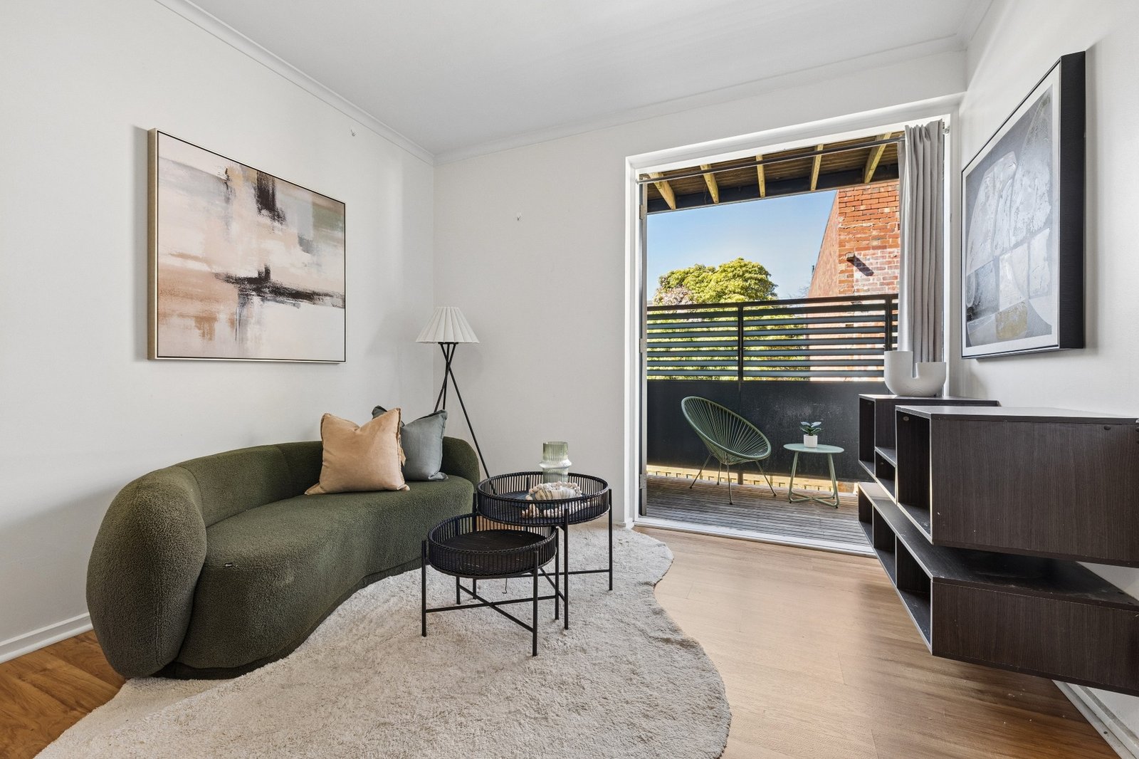 Gallery: 10/15 Acland Street