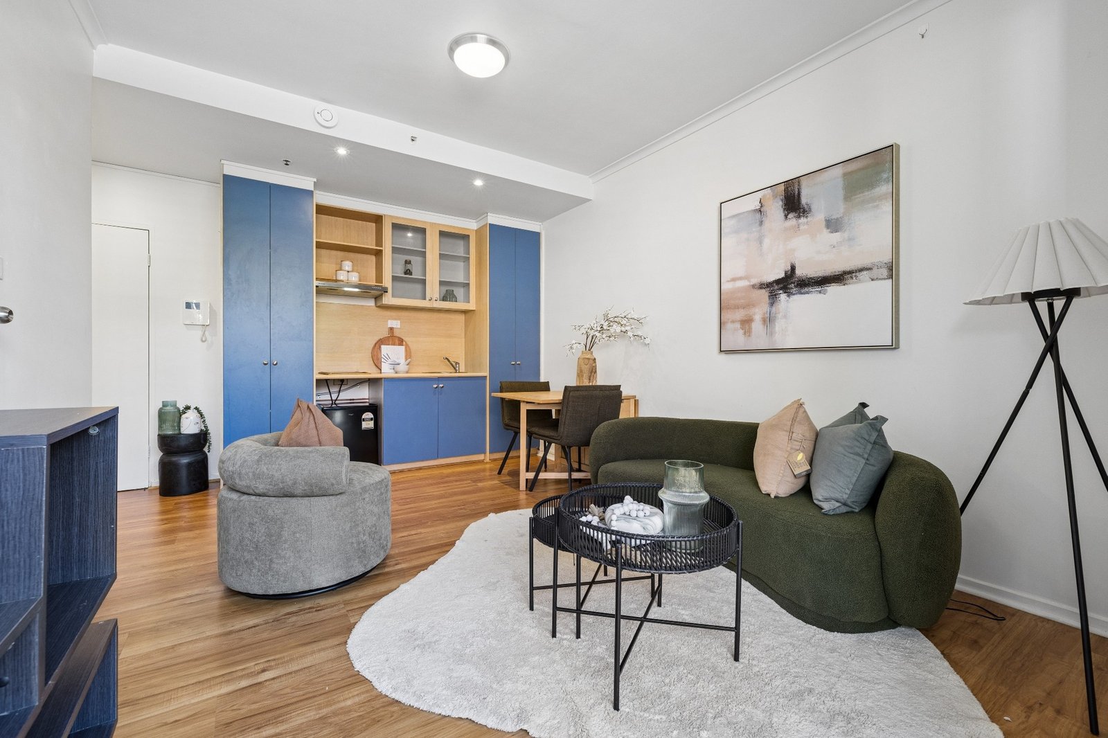 Gallery: 10/15 Acland Street