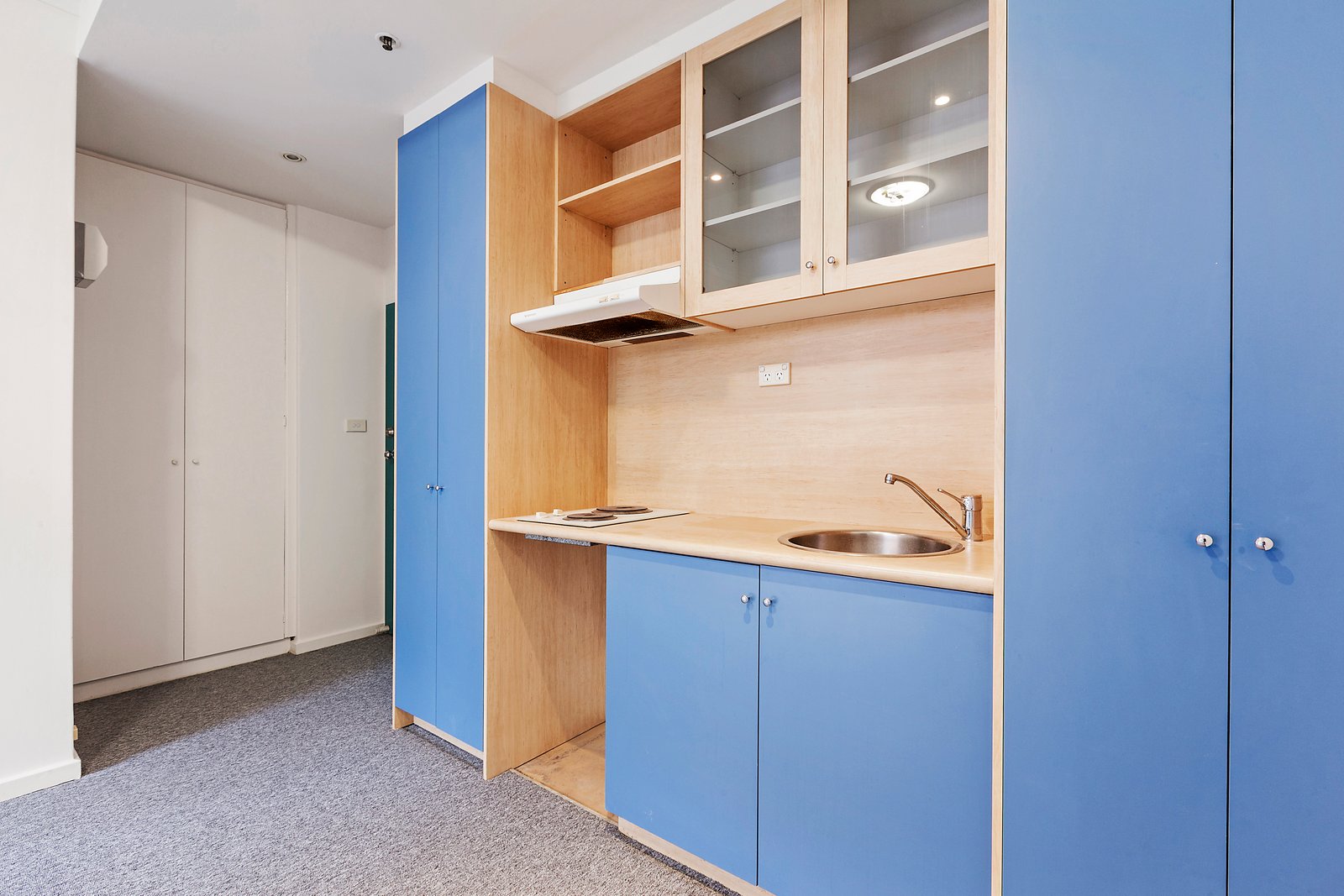 Gallery: 10/15 Acland Street