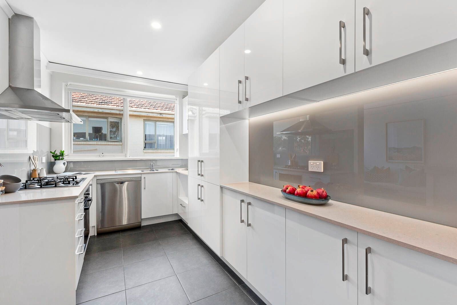 Gallery: 10/15 Burnett Street