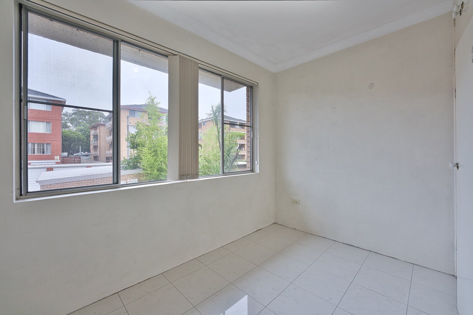 10/15 Green Street KOGARAH 8