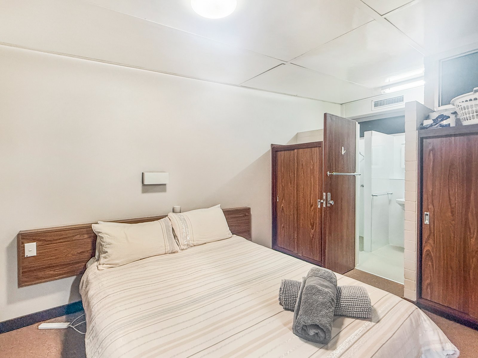 10/15 Hillview Road PEGS CREEK 3