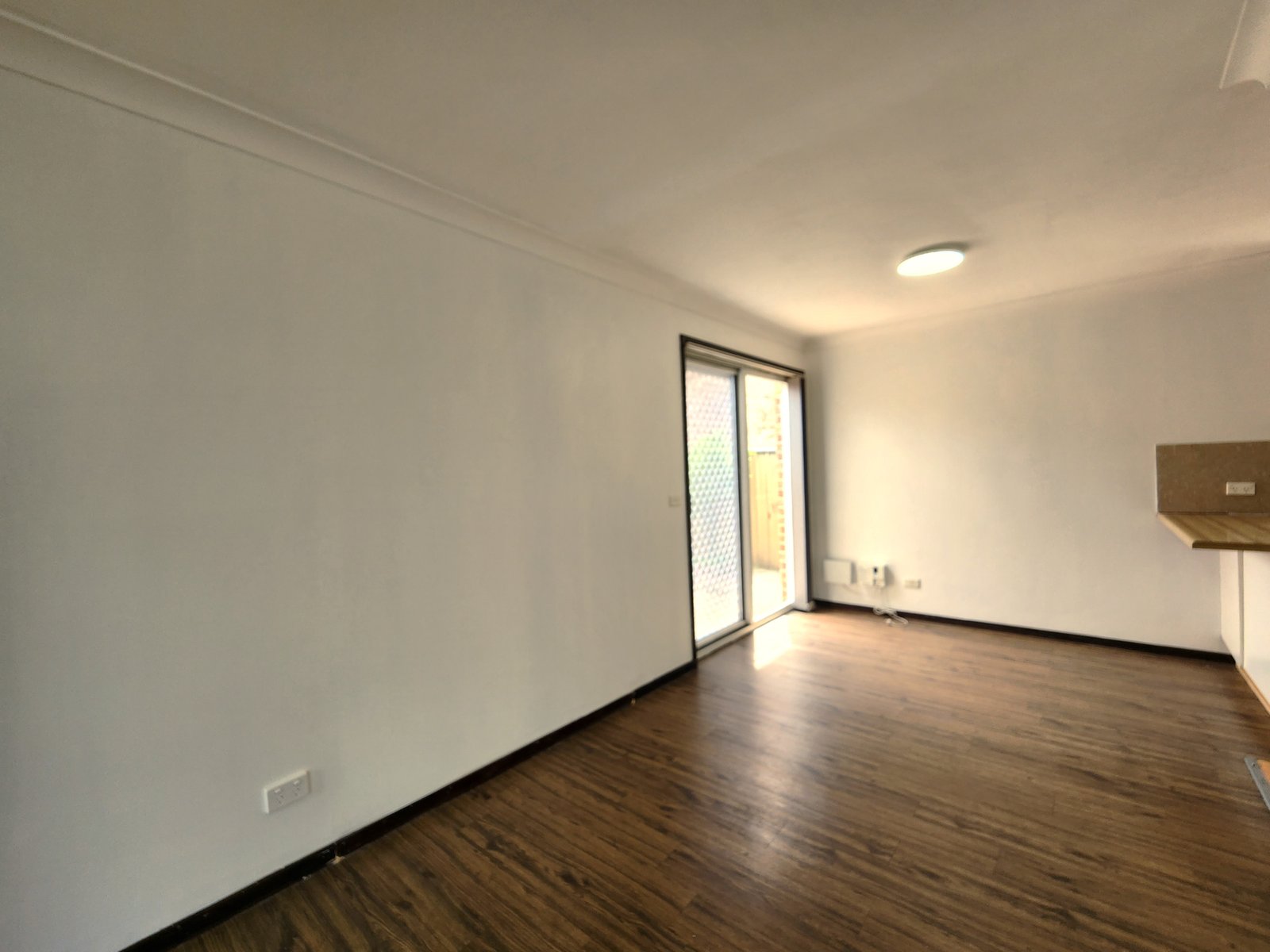 10/15 Wonga  LURNEA 4