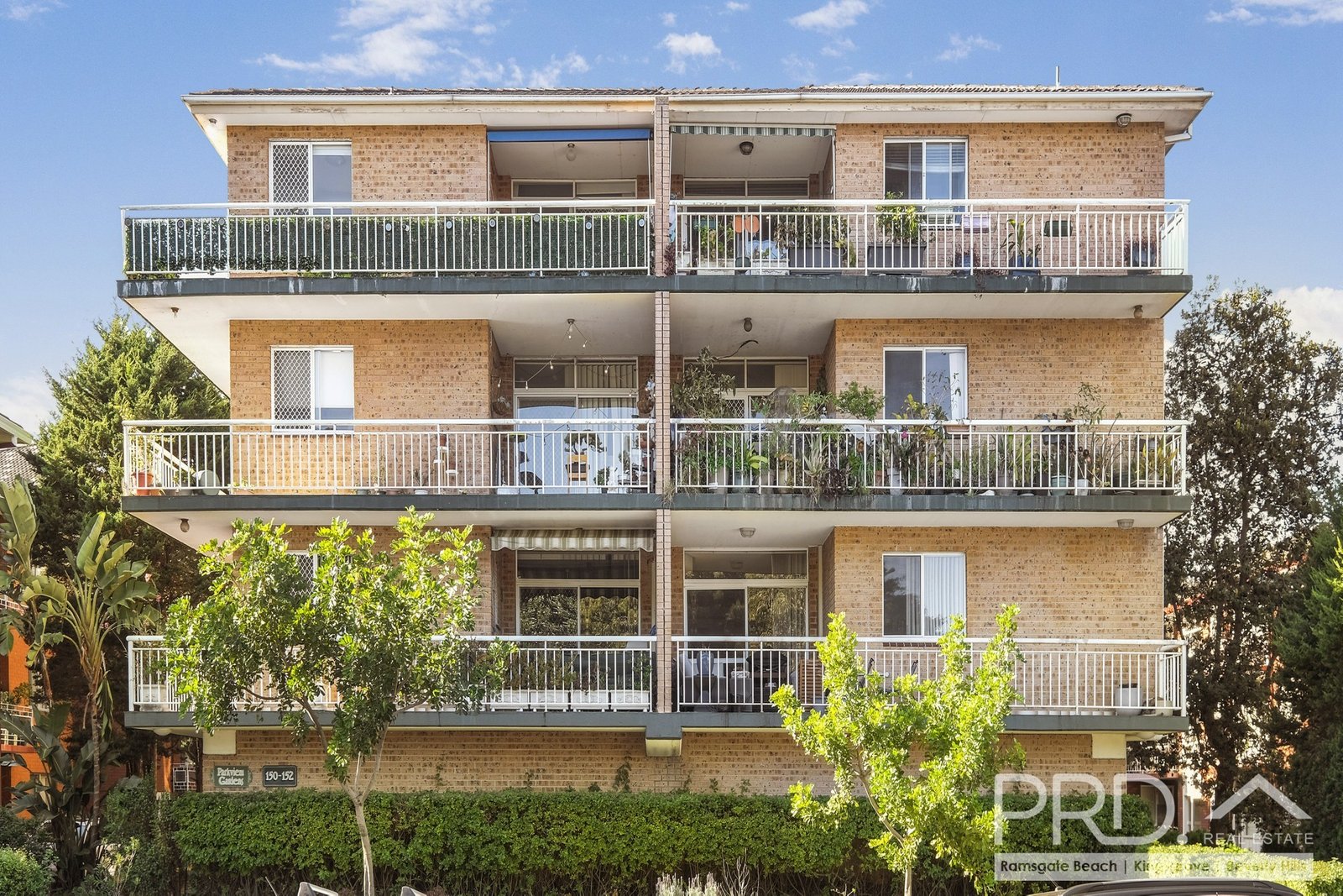 10/150-152 Chuter Avenue SANS SOUCI 2