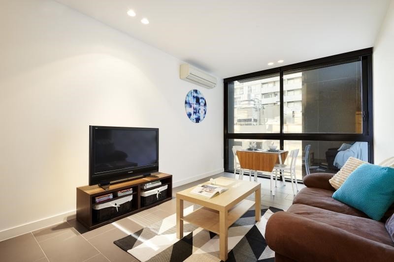 Gallery: 1015/18-24 Dorcas Street