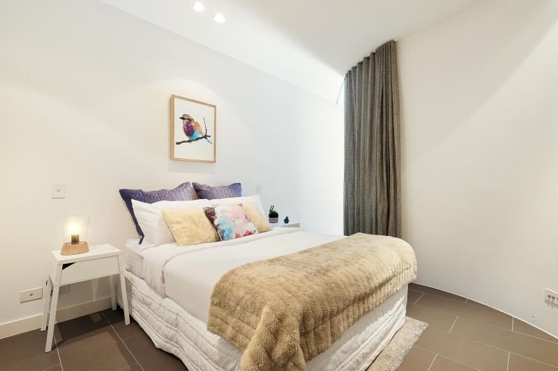 Gallery: 1015/18-24 Dorcas Street