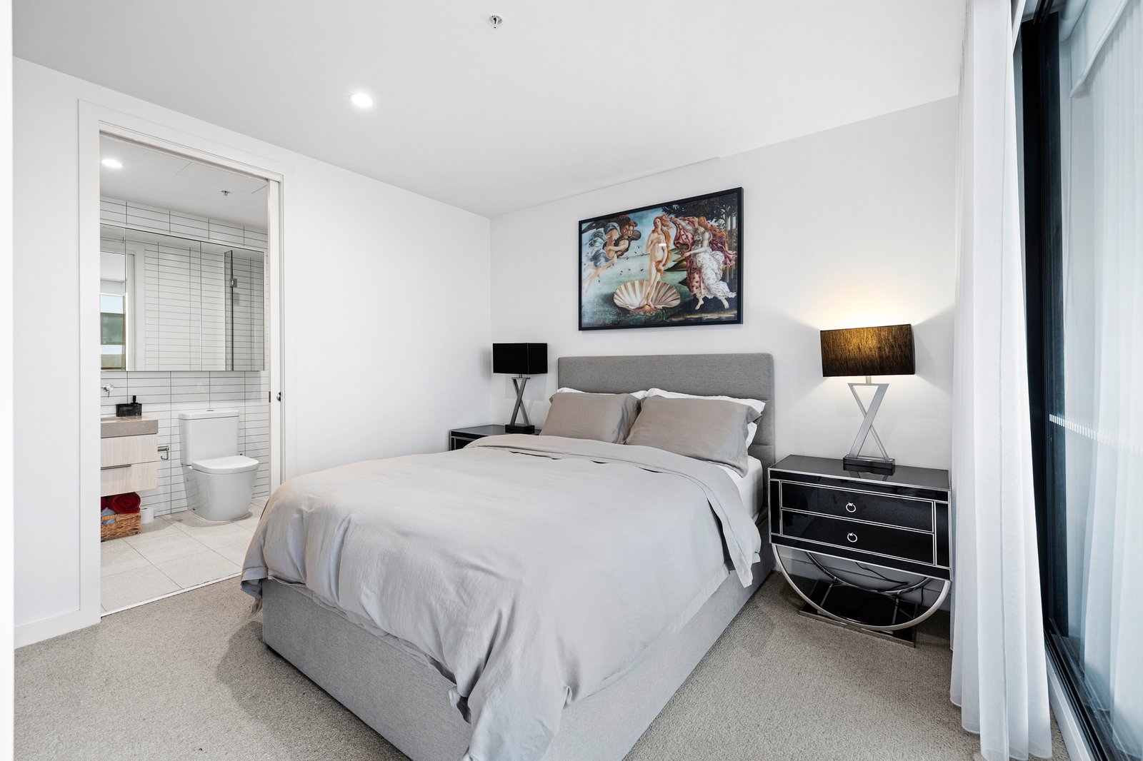 Gallery: 101/551-553 Dandenong Road