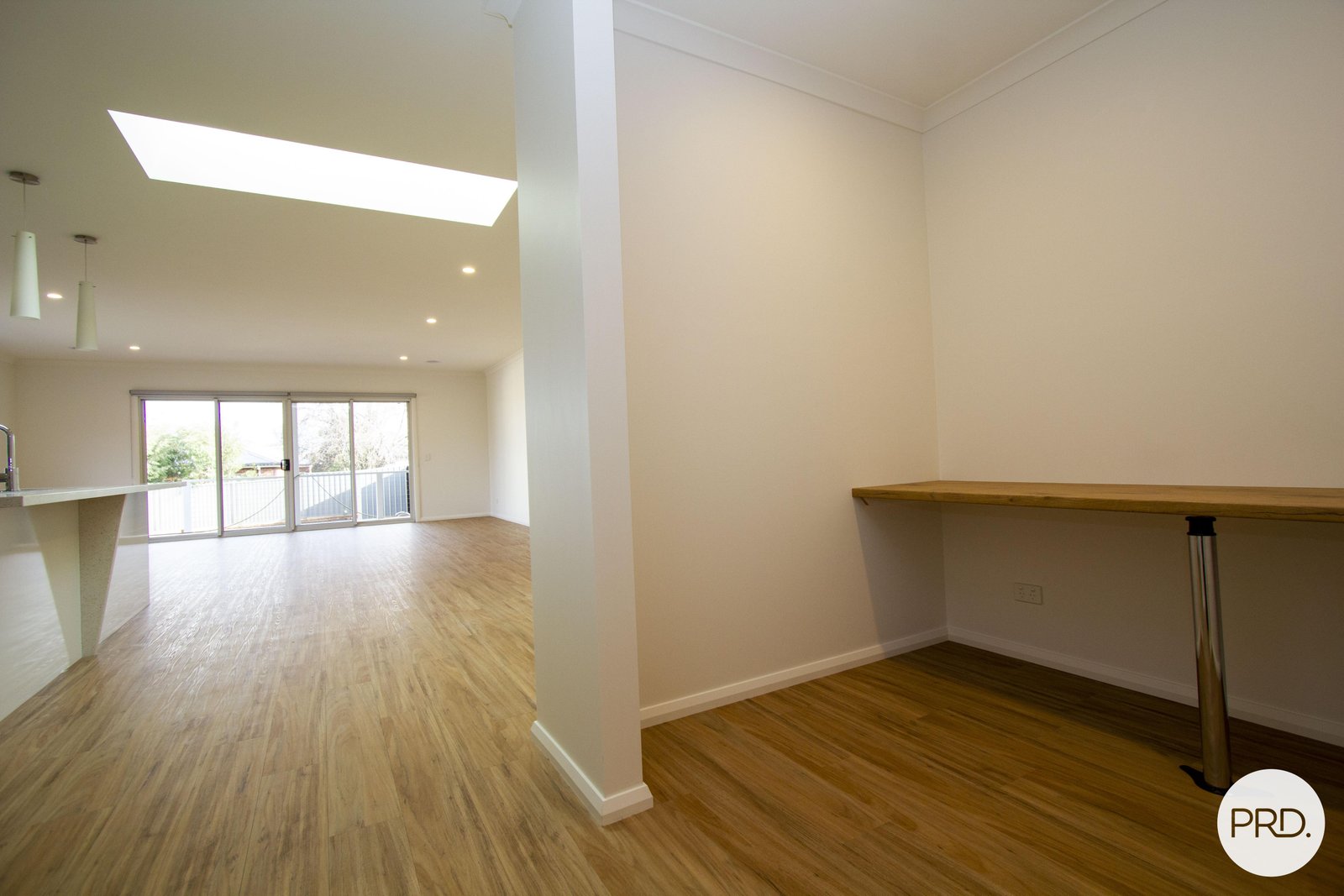 1015a & 1015b Lydiard Street North BALLARAT NORTH 12