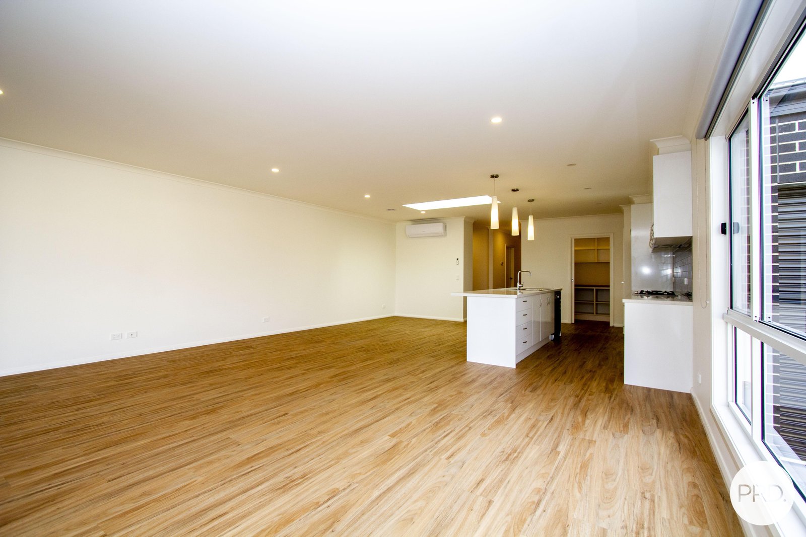 1015a & 1015b Lydiard Street North BALLARAT NORTH 16