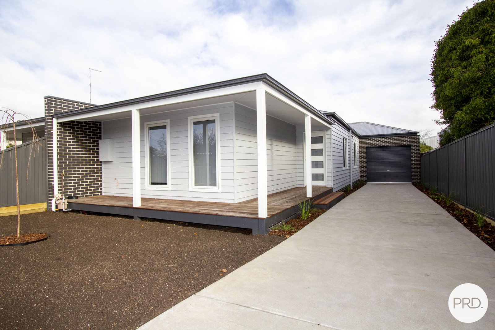 1015a & 1015b Lydiard Street North BALLARAT NORTH 22