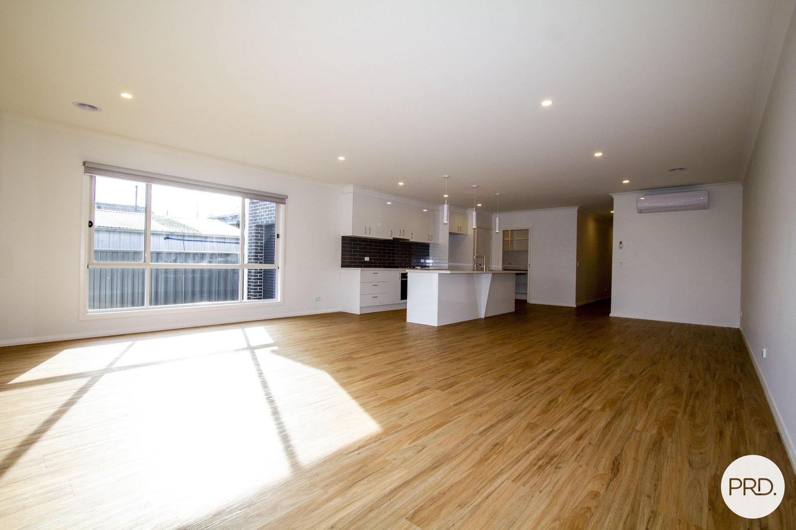 1015a & 1015b Lydiard Street North BALLARAT NORTH 35