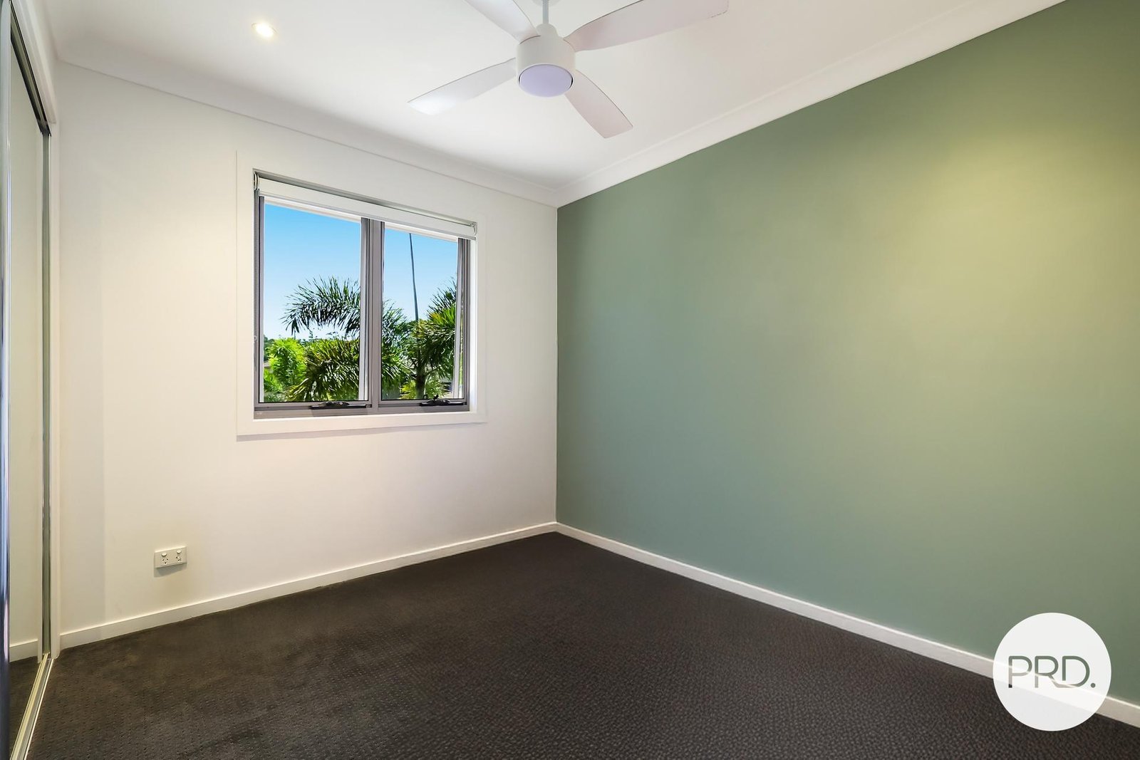 10/16-18 Geoff Wolter Drive West  MOLENDINAR 7