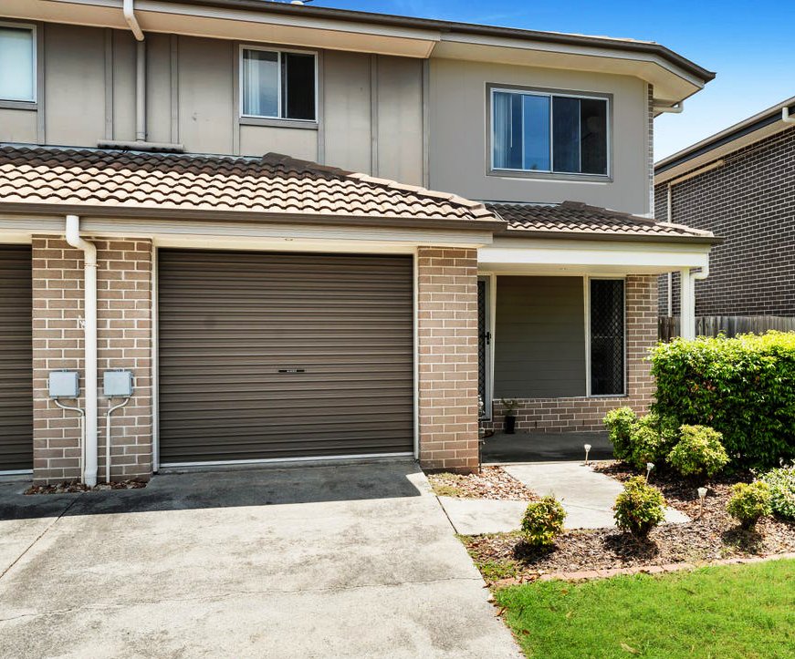 101/6-44 Clearwater Street BETHANIA 1