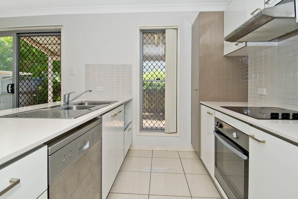 101/6-44 Clearwater Street BETHANIA 4