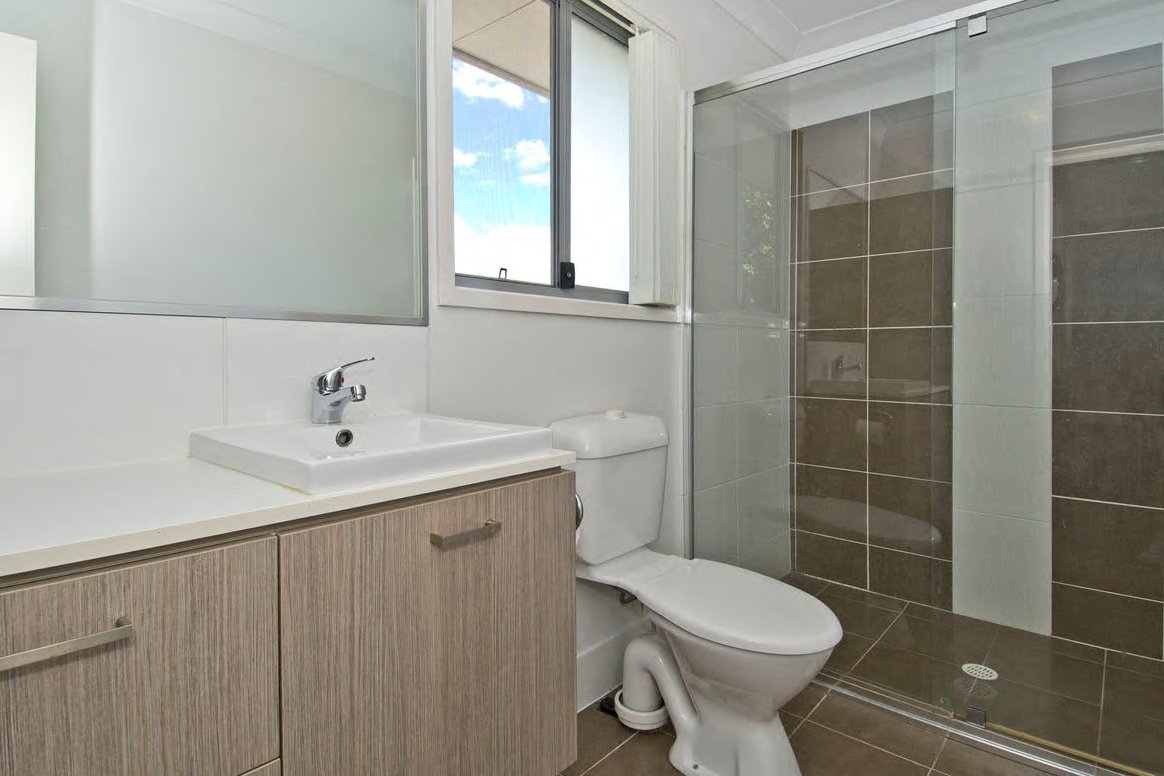 101/6-44 Clearwater Street BETHANIA 8