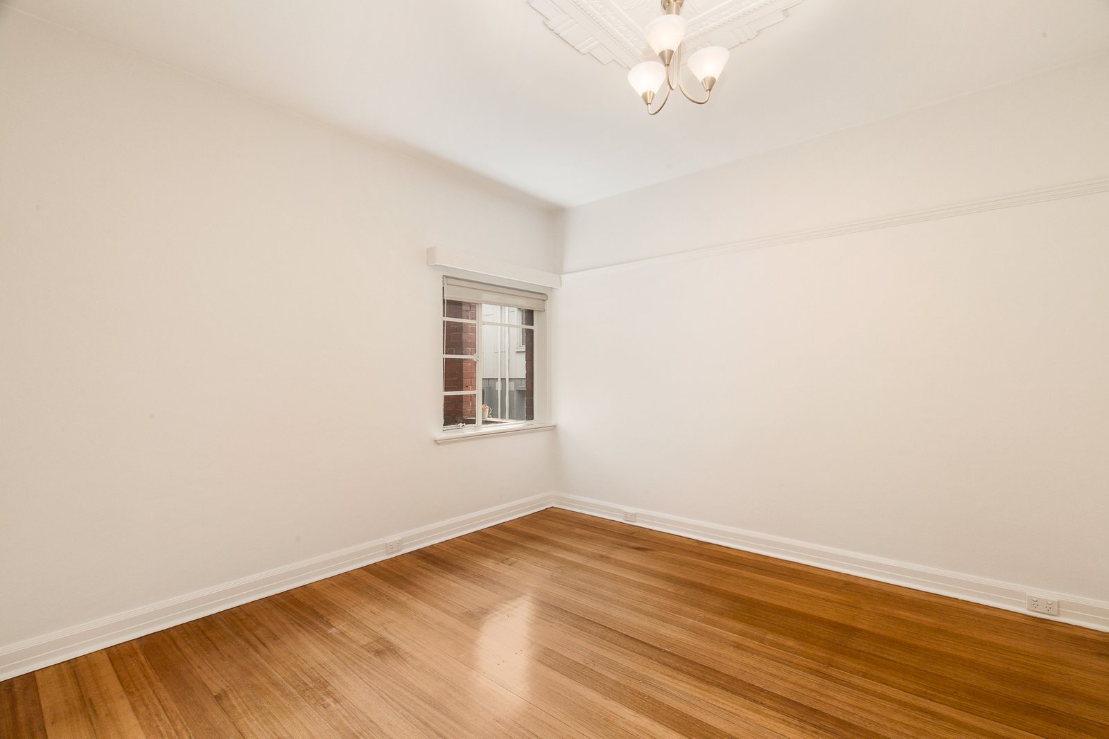 Gallery: 10/16 Charnwood Road