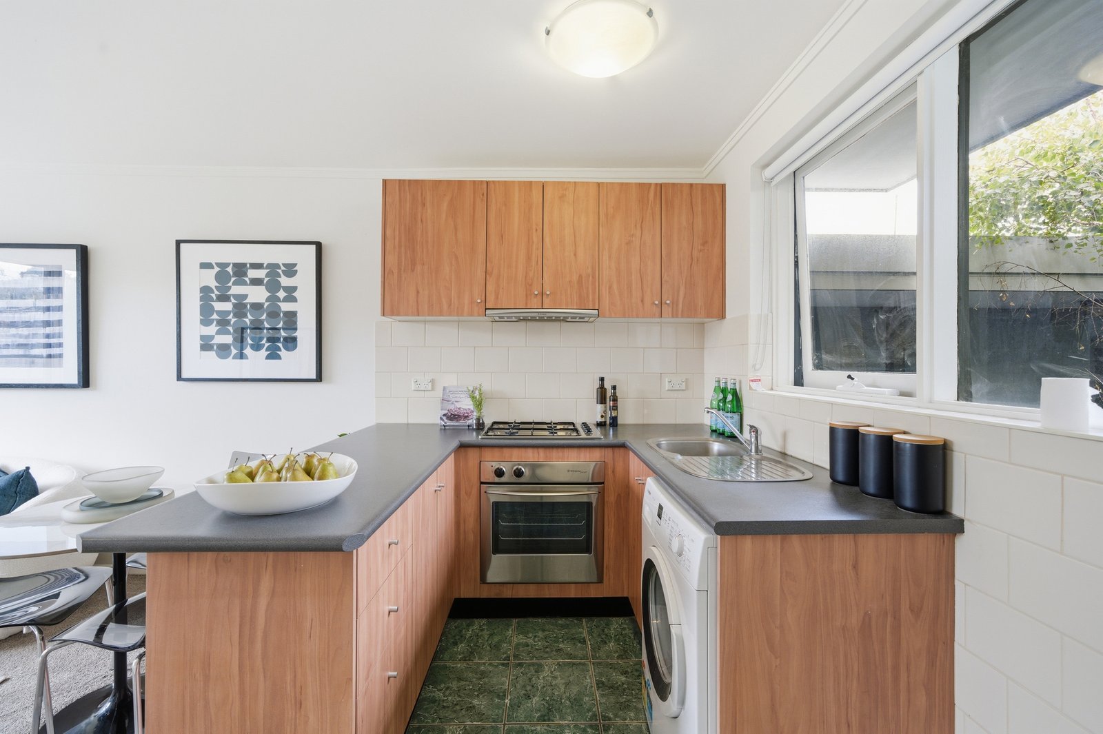 Gallery: 10/16 Derby Street