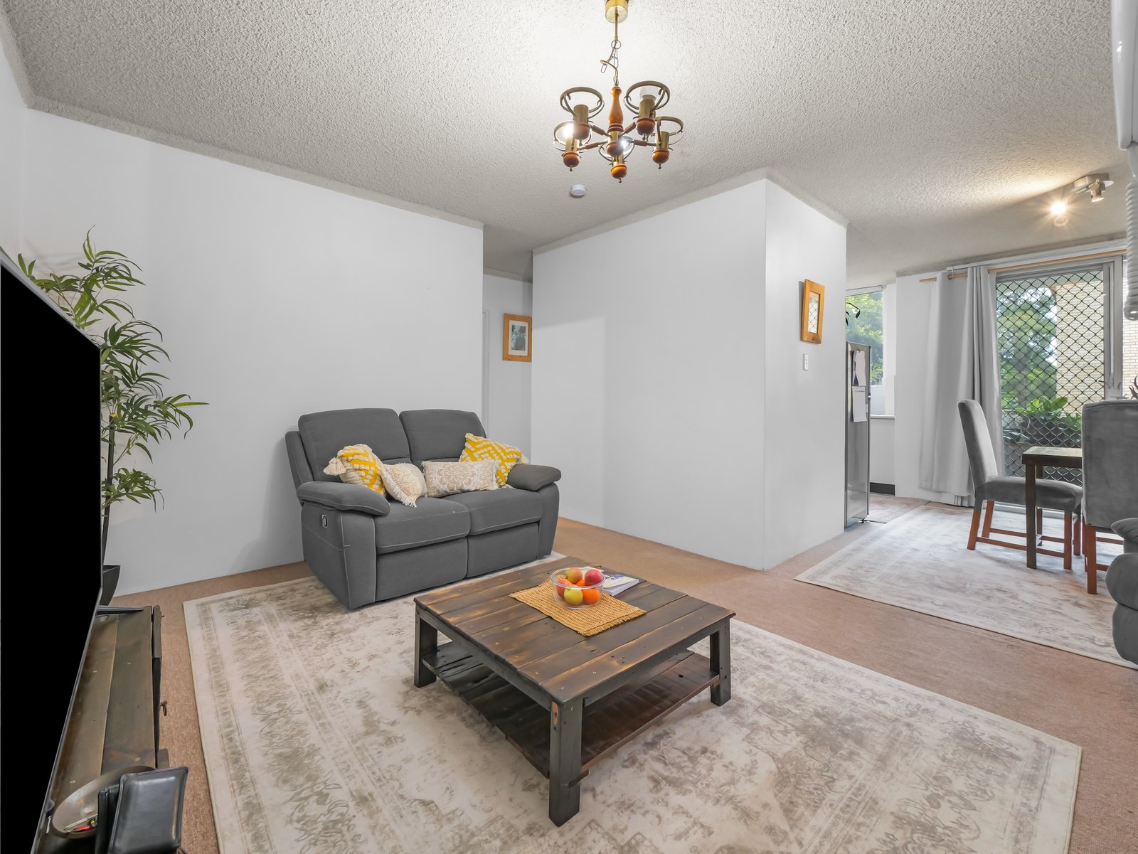 10/16 Grace Campbell Crescent HILLSDALE 2