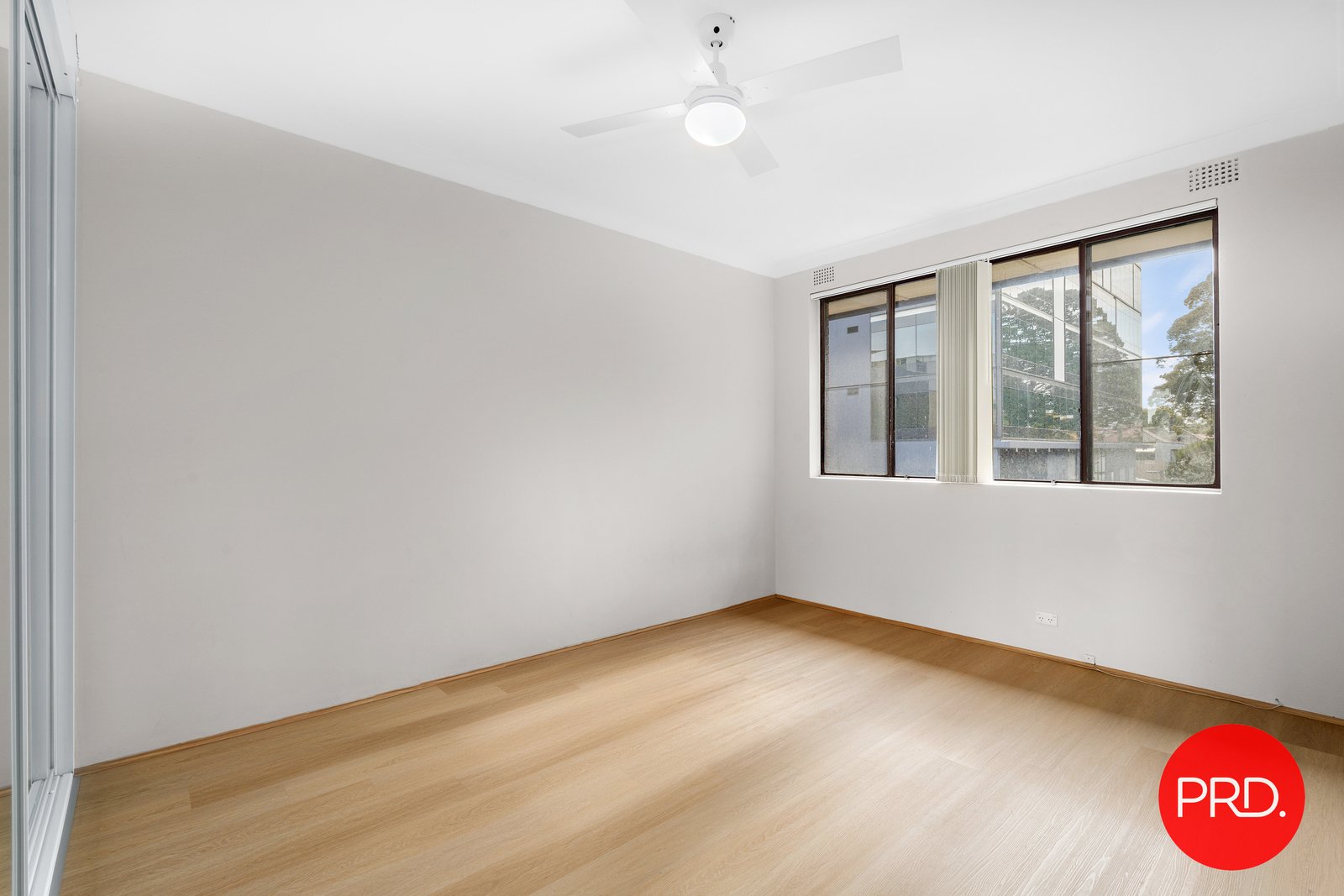 10/16 Jubilee Avenue CARLTON 7