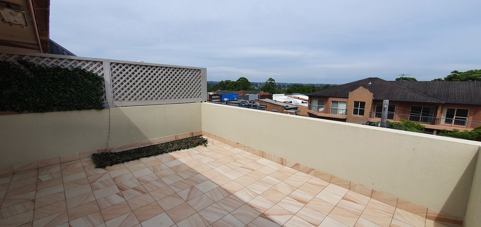 10/16 Letitia Street OATLEY 4