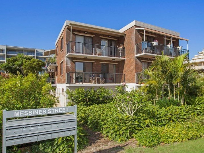 10/16 Messines Street SHOAL BAY 11