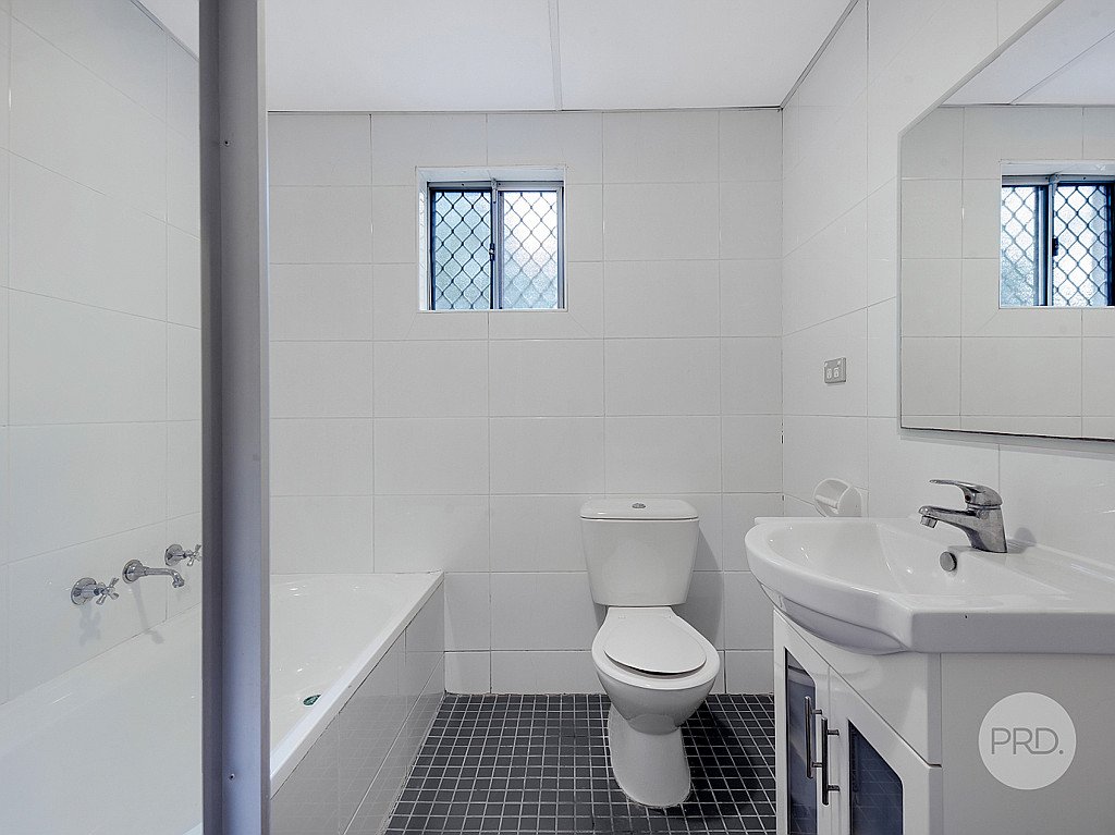 10/17-19 Haynes Street PENRITH 8