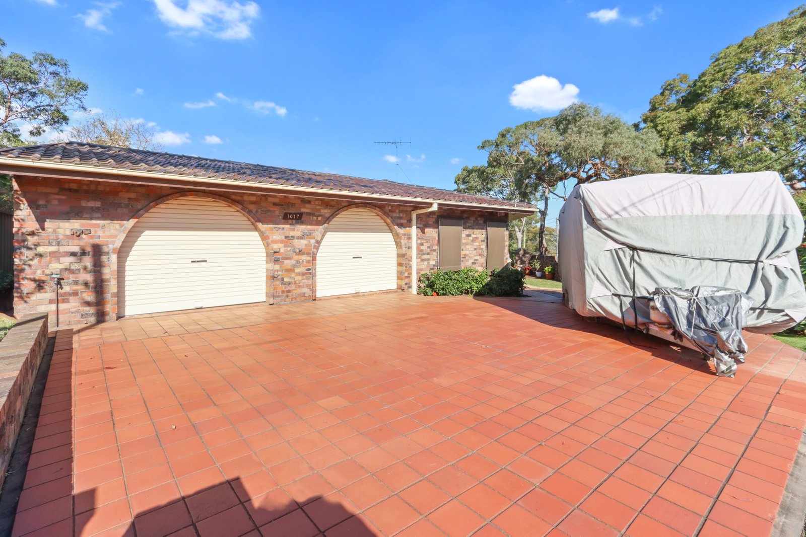 1017 Forest Road LUGARNO 15