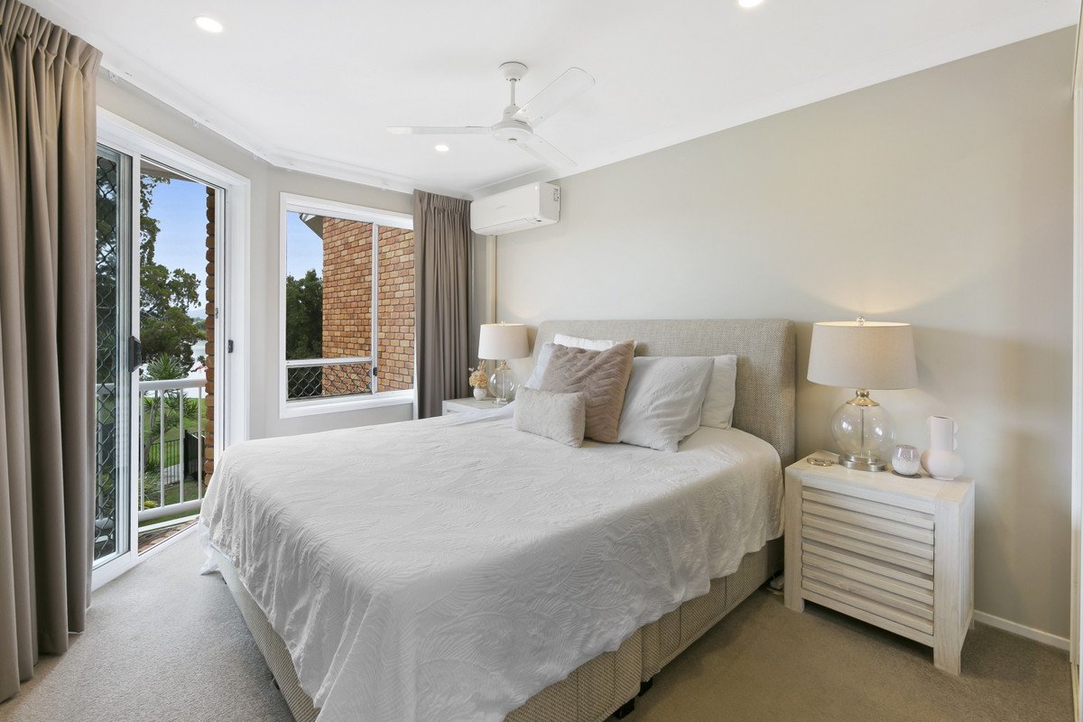 10/173 Barrier Reef Drive Mermaid Waters 16