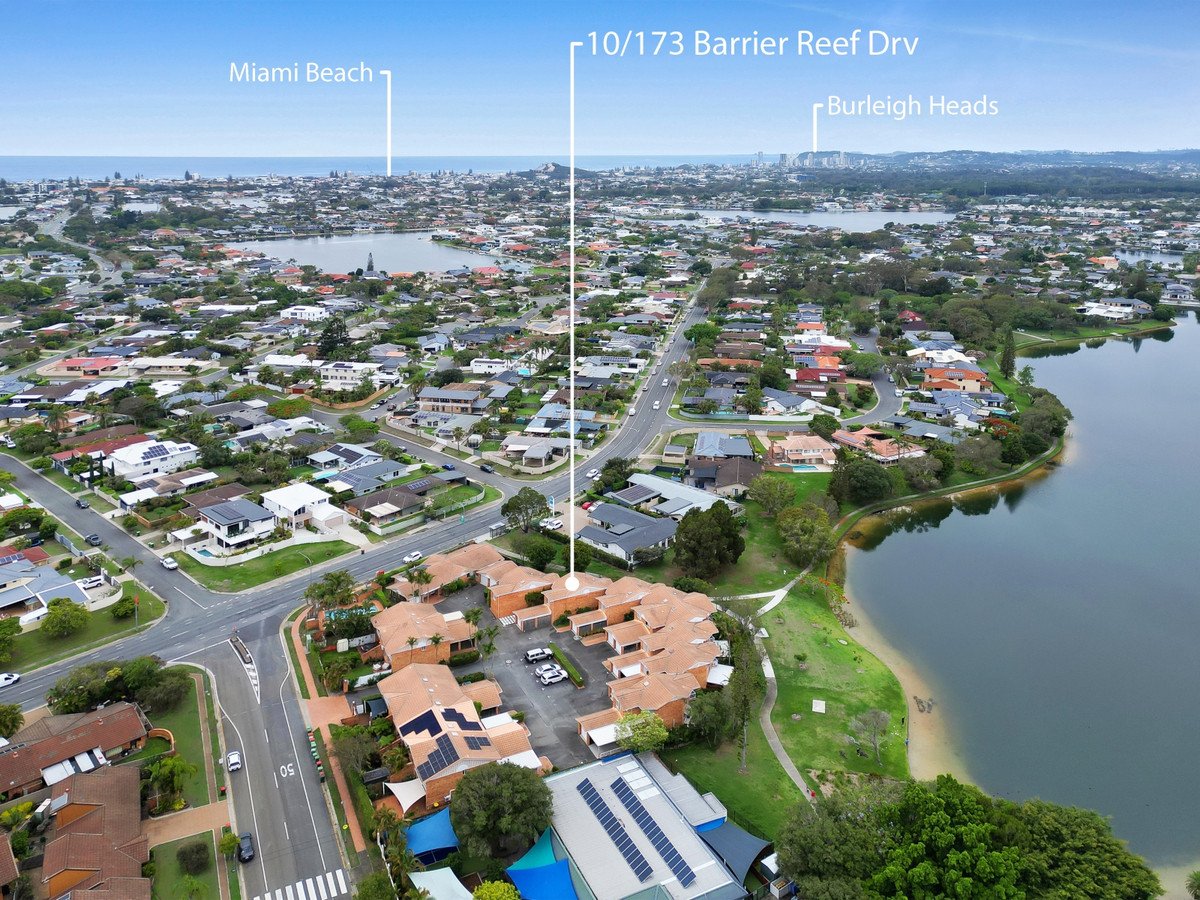 10/173 Barrier Reef Drive Mermaid Waters 27