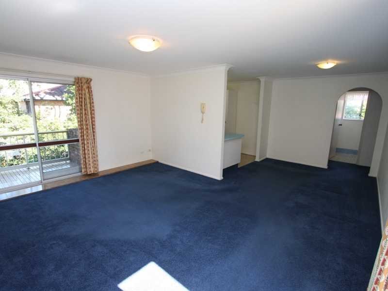 10/175 Muir Street LABRADOR 4