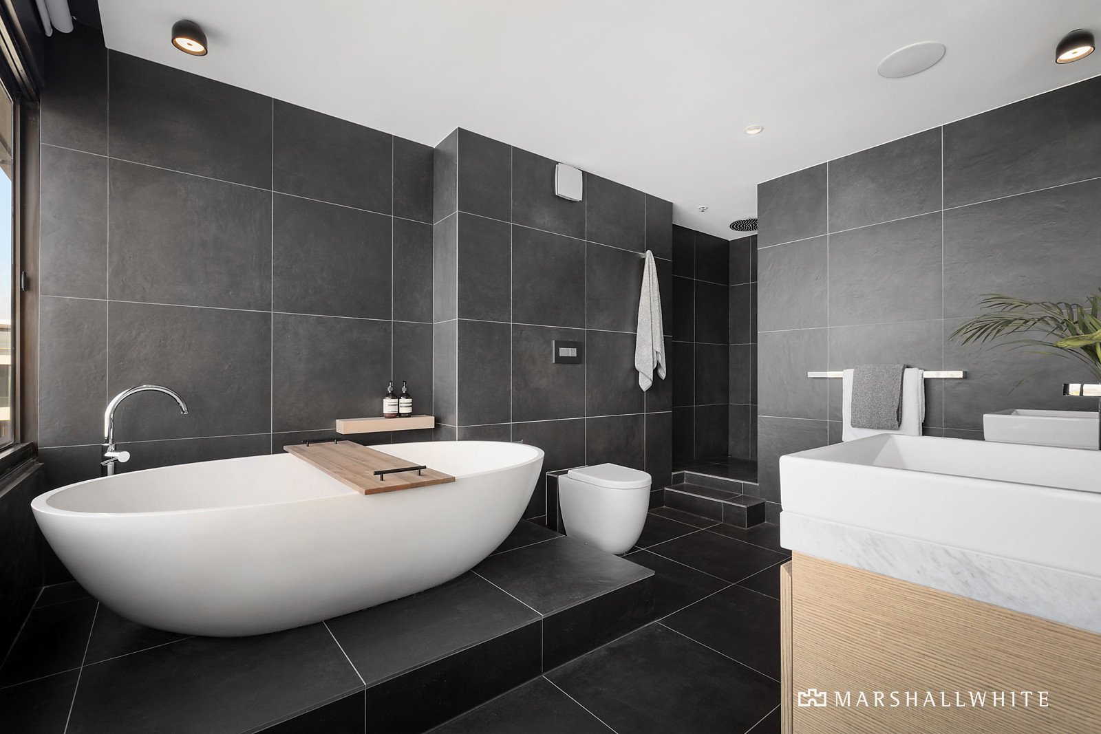 101/8-10 The Esplanade, St Kilda, 3182