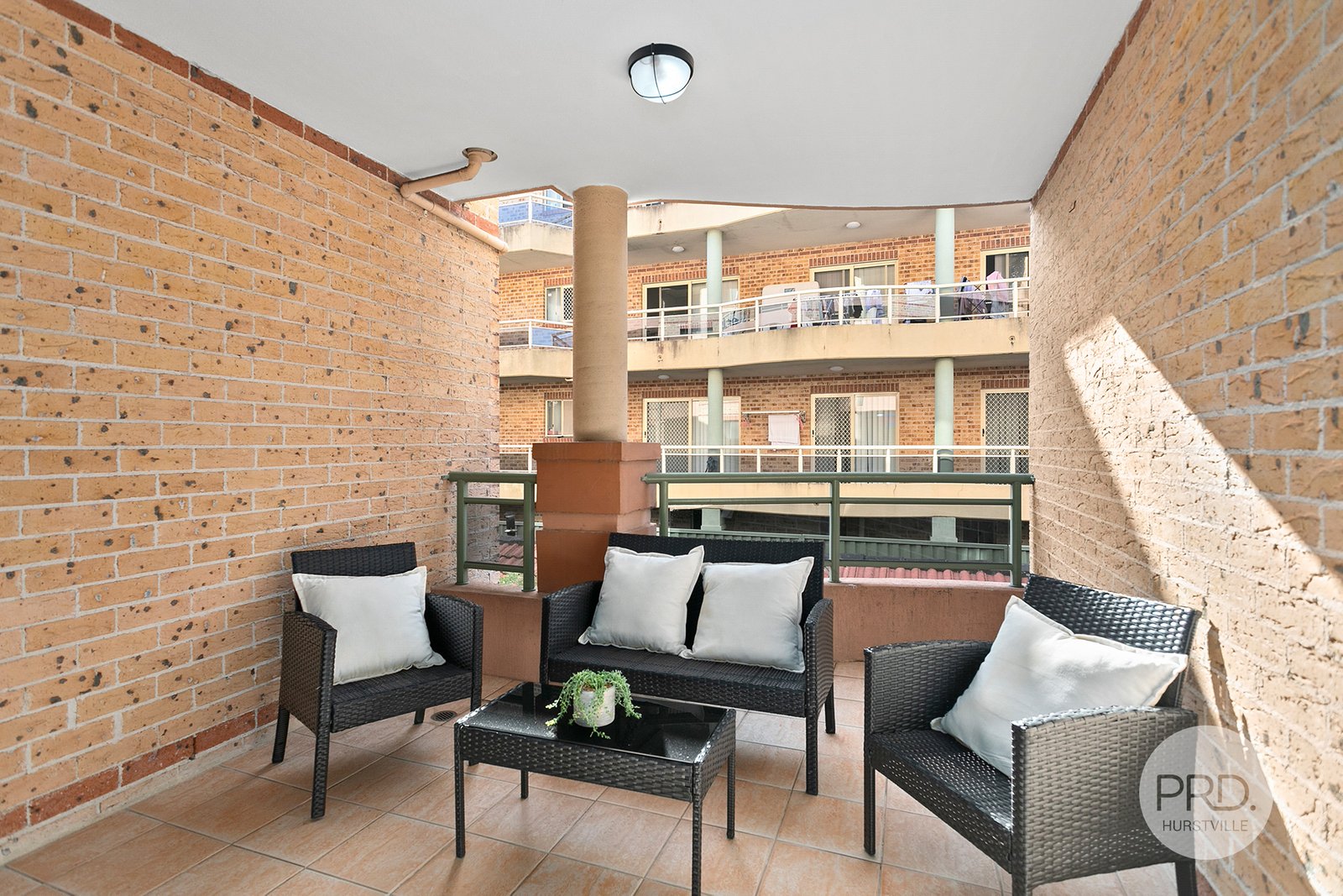 10/18-22 West Street HURSTVILLE 7