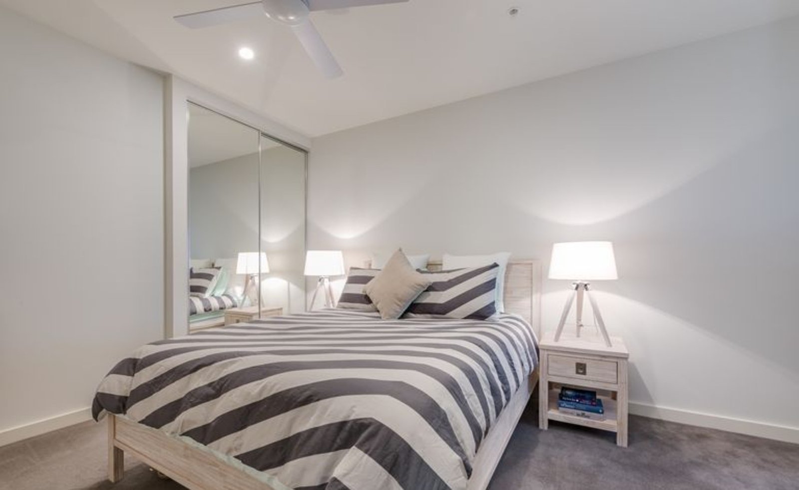 Gallery: 101/81 Warrigal Road