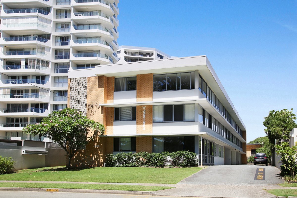 10/182 The Esplanade Burleigh Heads 1