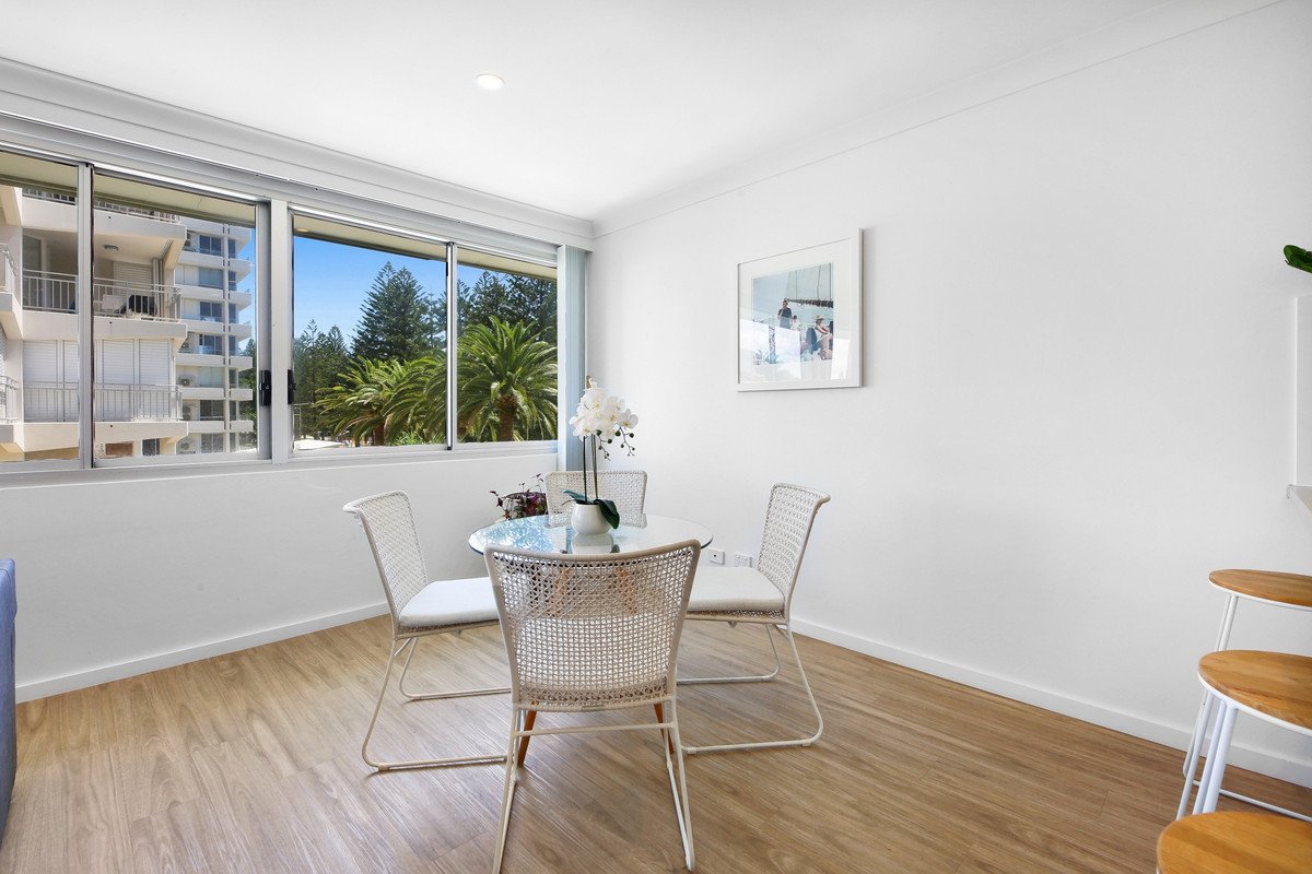 10/182 The Esplanade Burleigh Heads 7