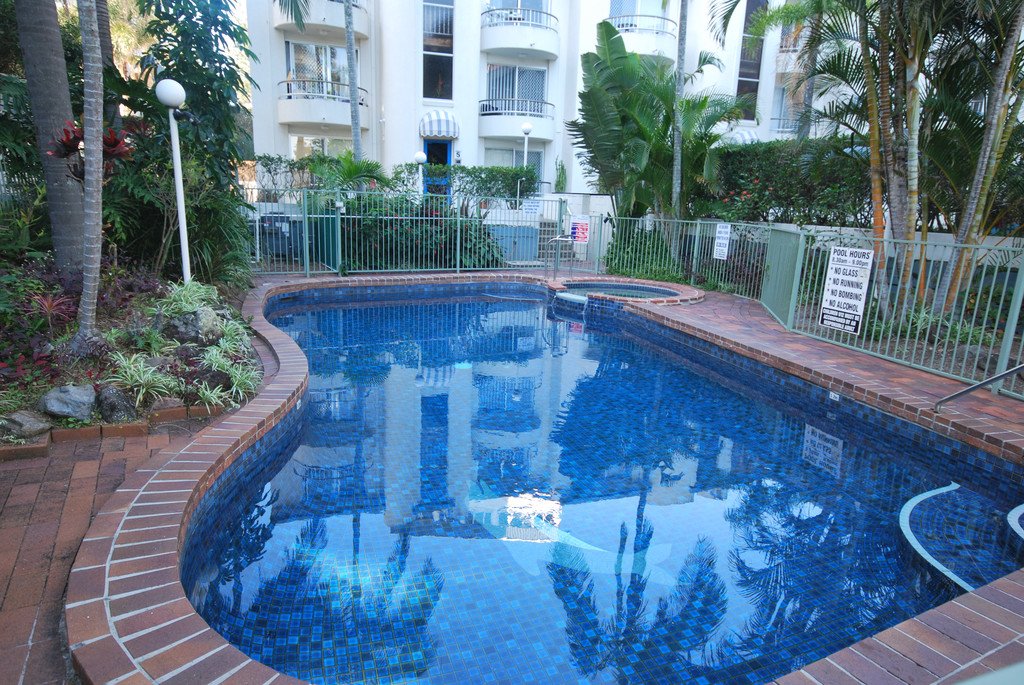 10/1899 Gold Coast Highway BURLEIGH HEADS 2