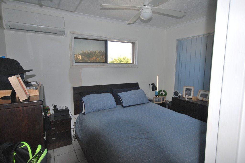 10/1899 Gold Coast Highway BURLEIGH HEADS 5