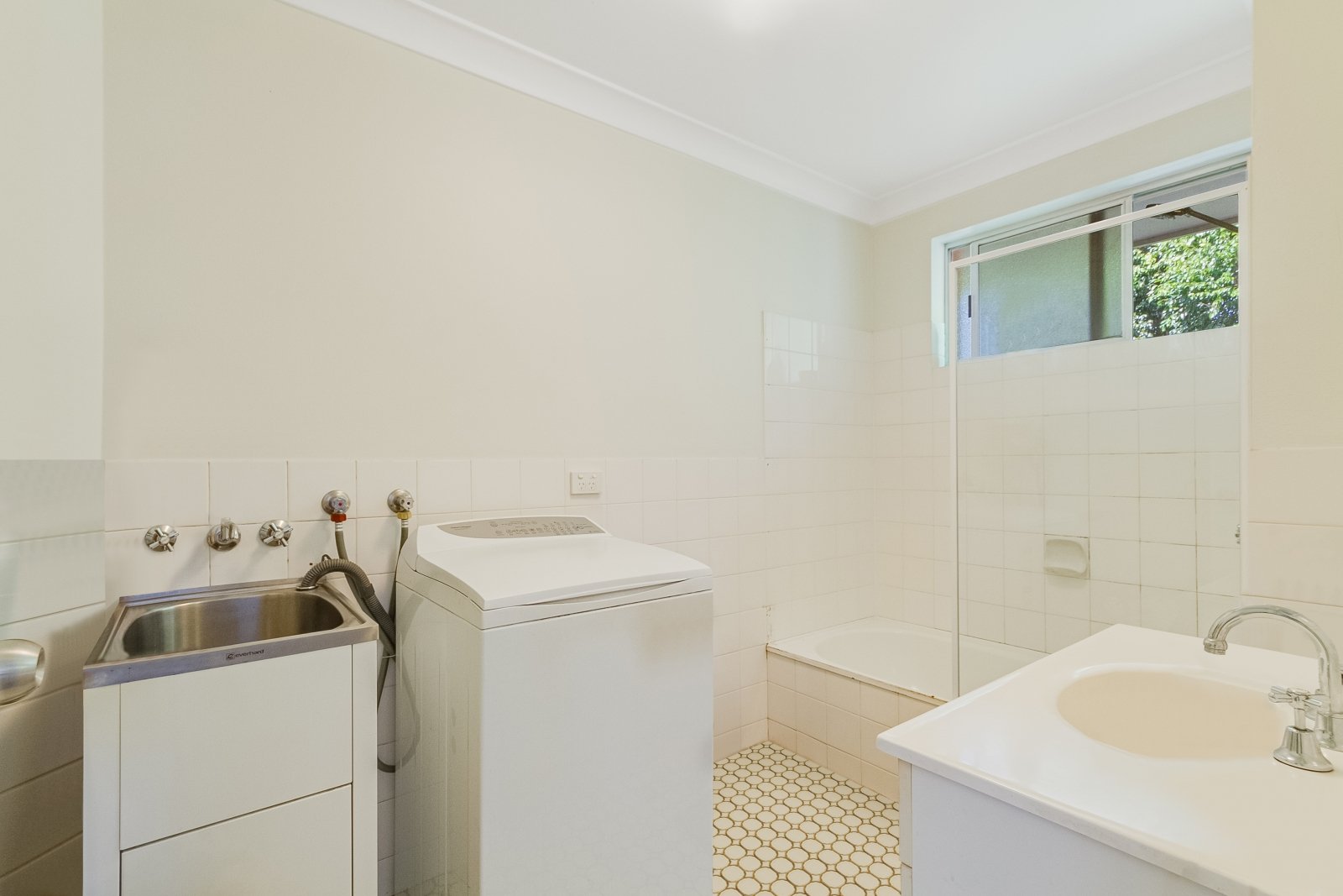 10/19 Boyd Street TWEED HEADS 6