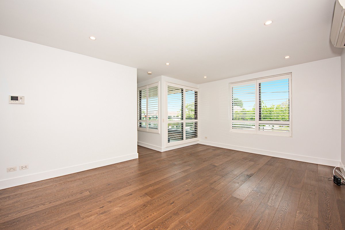 Gallery: 101/90 Comer Street