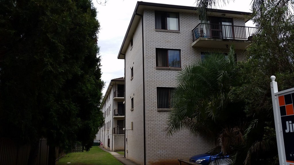 10/191 Derby Street PENRITH 1
