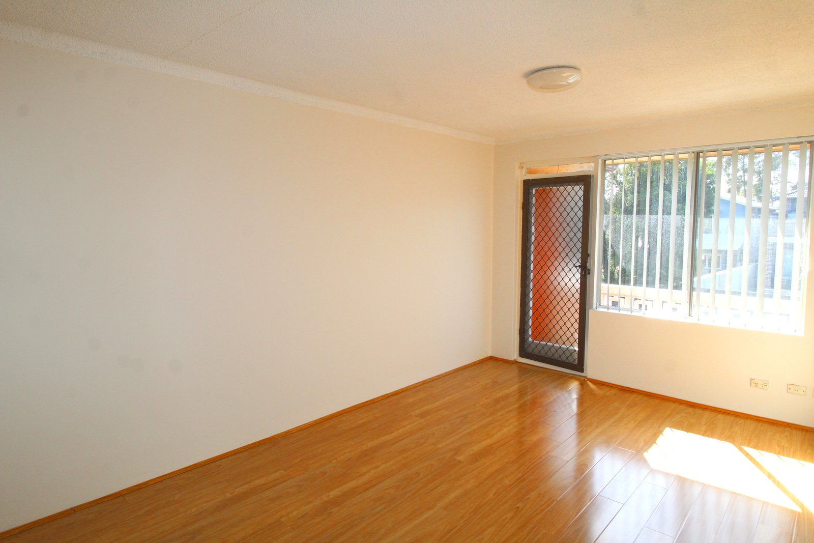 10/192 Victoria Road PUNCHBOWL 3
