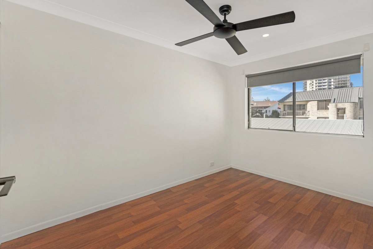 10/1931 Gold Coast Higway  Burleigh Heads 6