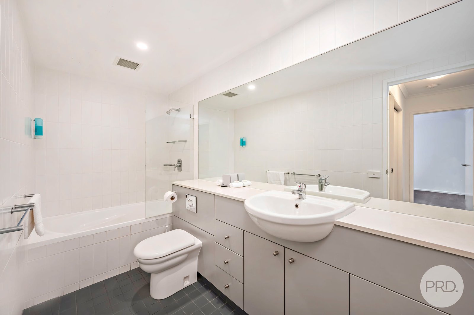 10/1a Tomaree Street NELSON BAY 4