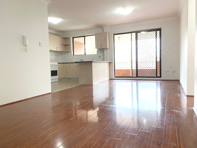 10/2-4 Caledonian Street BEXLEY 5