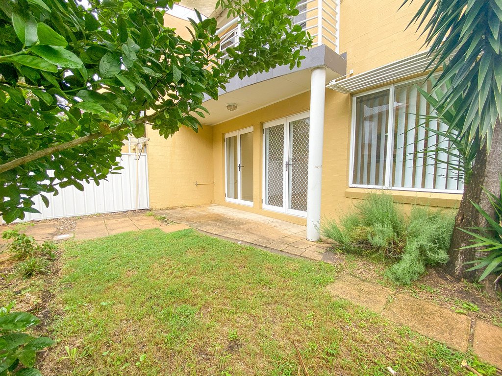 10/2-8 Ala Moana Way FINGAL BAY 8